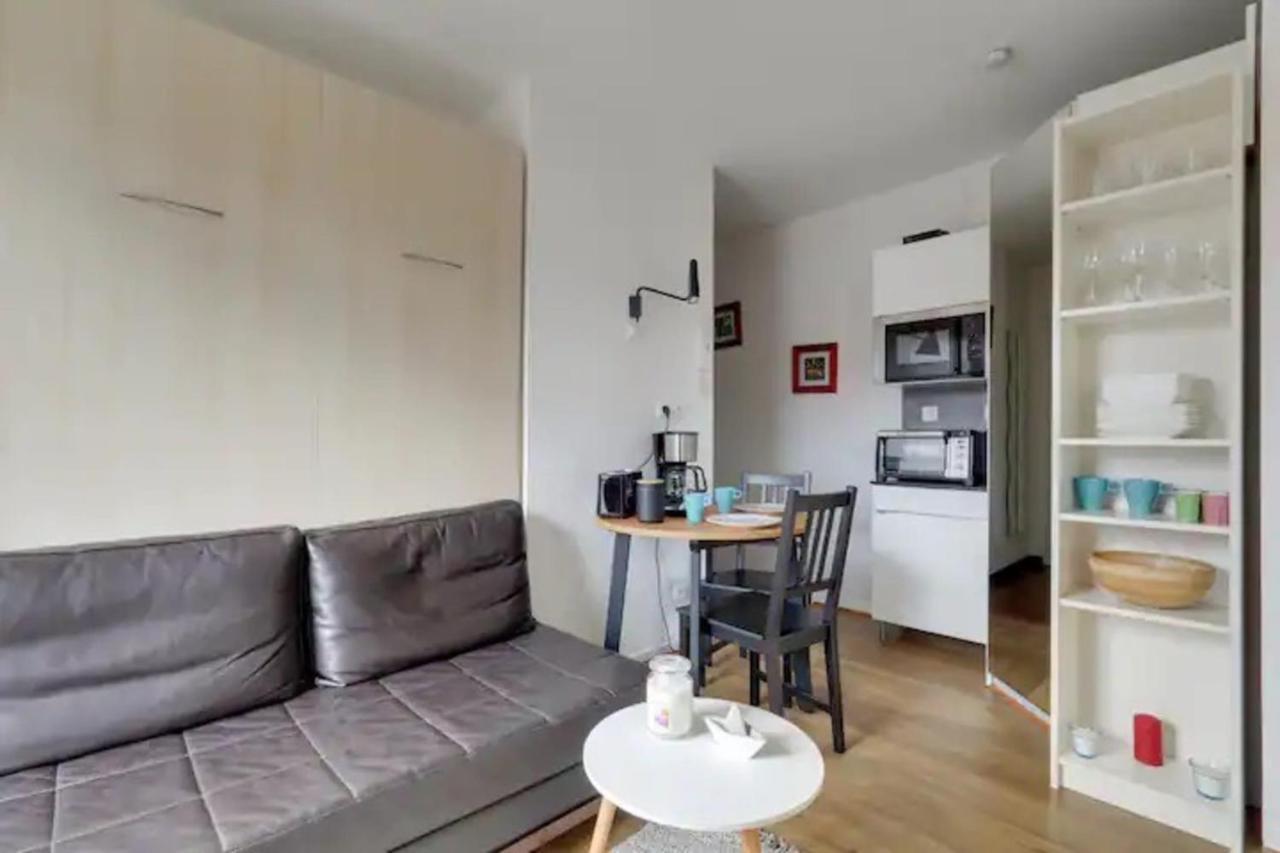 Bright Apartment With Large Terrace 낭트 외부 사진