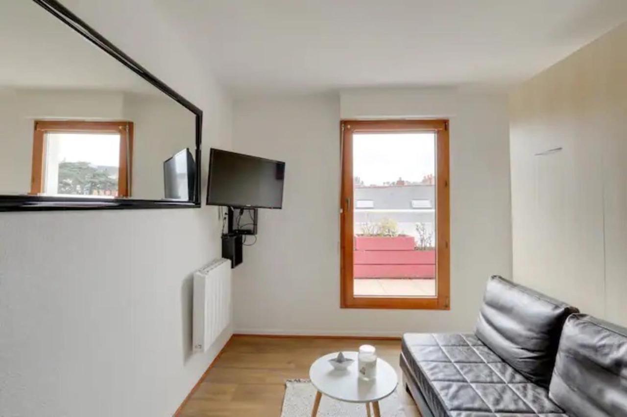 Bright Apartment With Large Terrace 낭트 외부 사진